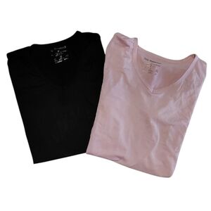 Real Essentials Black & Pink Casual V-Neck Short SleeveTees Bundle Size Medium